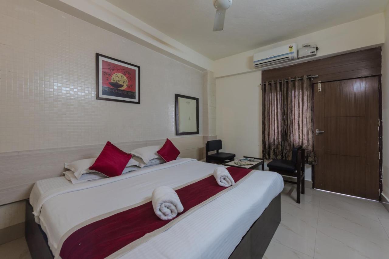 Hotel Roopa Mangalore Esterno foto